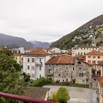 Schloss - & Apartmanhotel 3*