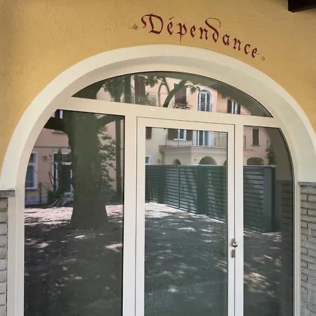 Schloss - & Aparthotel 4*