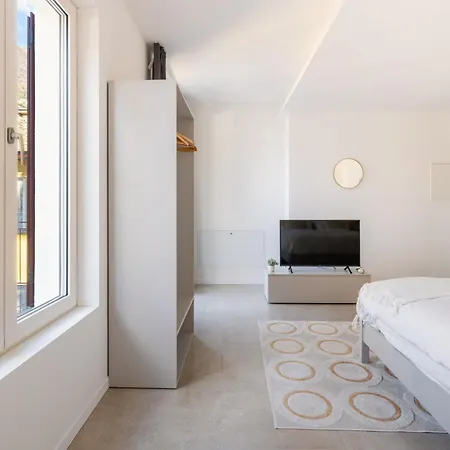 Aparthotel Schloss - &