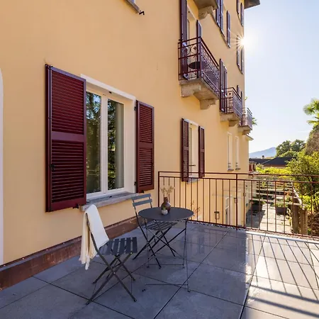 Aparthotel Schloss - & 3*