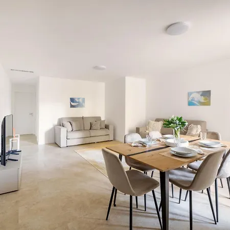 Schloss - & Aparthotel 4*