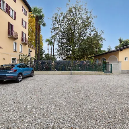 Aparthotel Schloss - & 4*