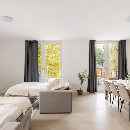 Schloss - & 4* Locarno