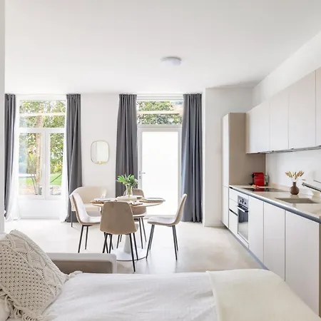 Schloss - & Aparthotel Locarno