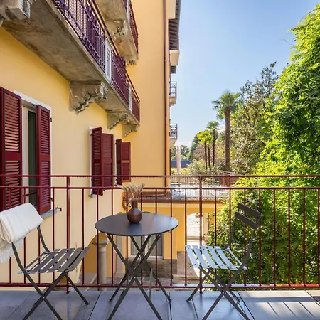 Aparthotel Schloss - & 3*