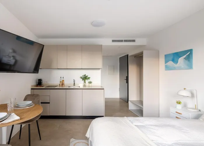 Schloss - & 로카르노