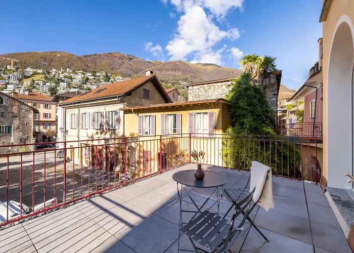 Schloss - & Apart-hotel Locarno