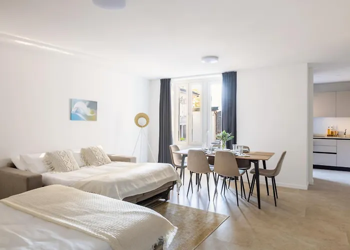 Schloss - & 아파트호텔 로카르노