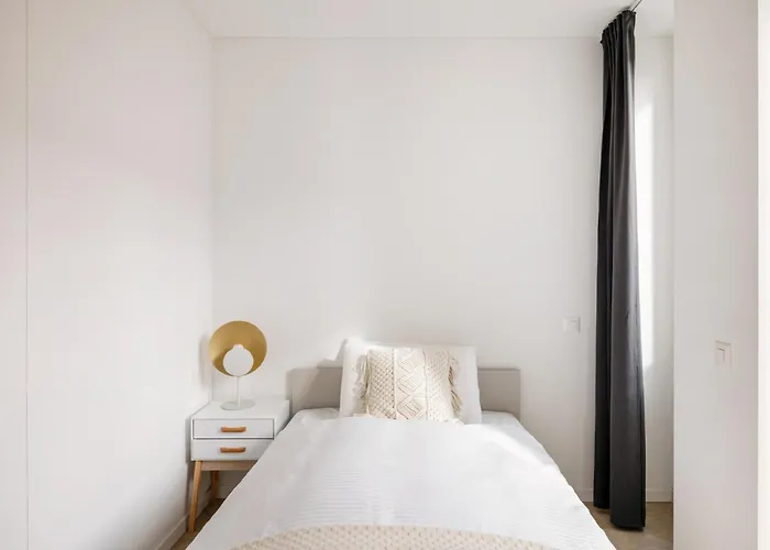 Apart-hotel Schloss - & Locarno