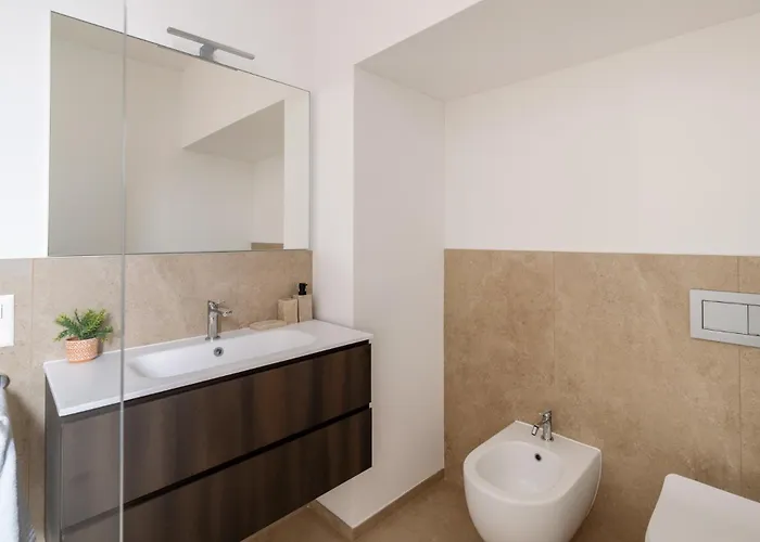 Schloss - & 로카르노