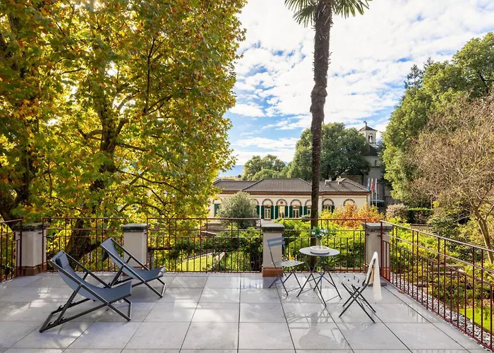 Schloss - & 아파트호텔 로카르노