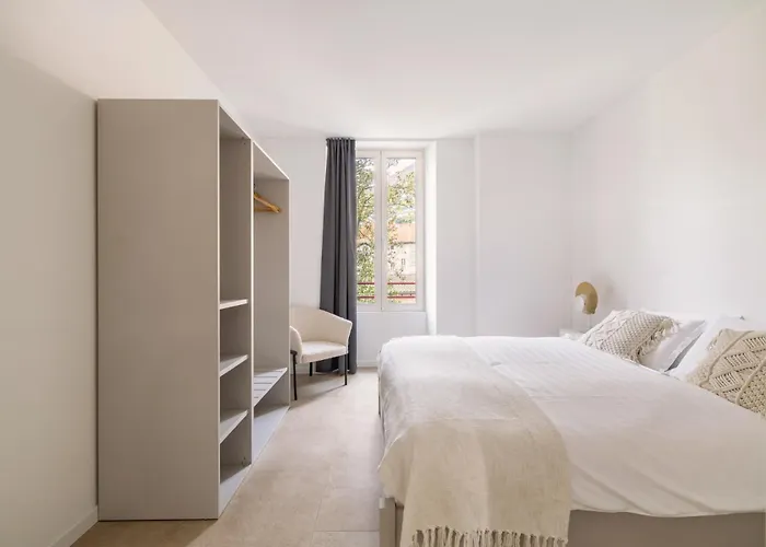 Schloss - & Apart-hotel