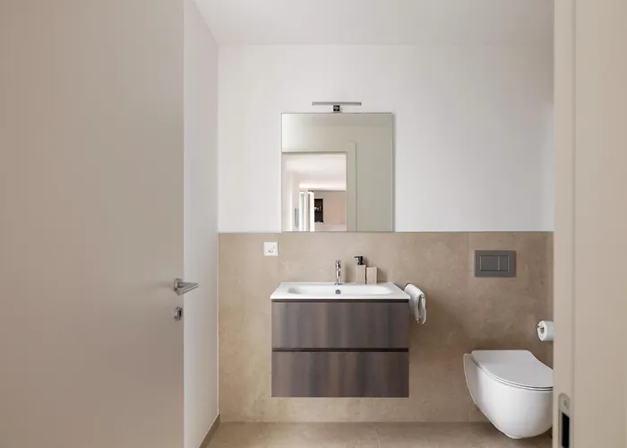 Apart-hotel Schloss - & Locarno