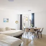 Schloss - & Hotel apartamentowy Locarno