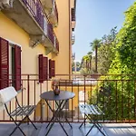 Hotel apartamentowy Schloss - & 3*