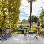 Schloss - Suites&apartments Apartahotel Locarno