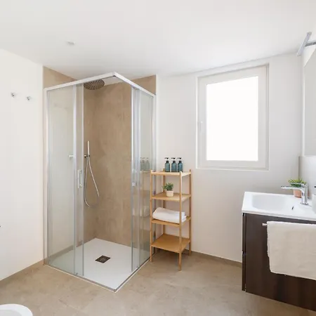 Schloss - & 4* Локарно